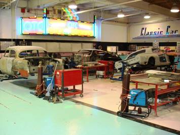 Classic Car Shop 1 Classic Car Shop 1